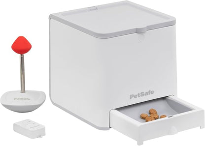 PetSafe Teach & Treat Remote Reward Trainer - Positive Reinforcement Trainer - Reward-Based Dog Training Tool - Lightweight - Battery Operated - Portable Pet Training Device
