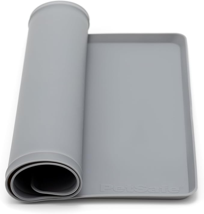 PetSafe Fountain & Feeder Mat - Keeps Floors Clean & Dry - Waterproof Pet Feeder Mat - Non-Slip Design - Raised Lip Placemat - Food-Grade Silicone - Dishwasher Safe