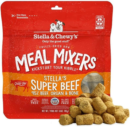 Stella & Chewy's Freeze-Dried Raw Beef Meal Mixers- Dog Food Topper and Mixer - Made with 95% Grass-Fed Beef, Organs & Bone - Perfect for Picky Eaters - Grain-Free - 3.5 oz