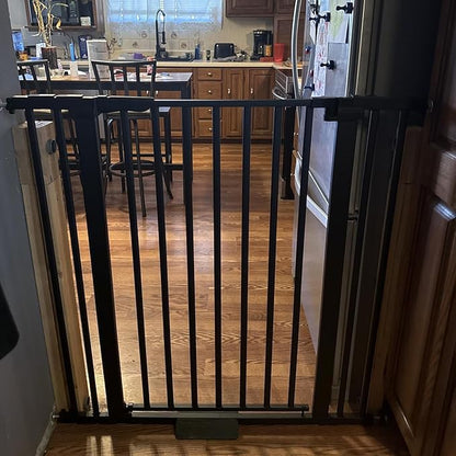 SHYUJAJIE 51.18 Inch Extra Tall Pet Gate, 29.5-43" Adjustable Wide Auto Close Dog Gates, Pressure Mounted Walk Through Tall Cat Gate for Doorways,Hallway,Stairs（Black）