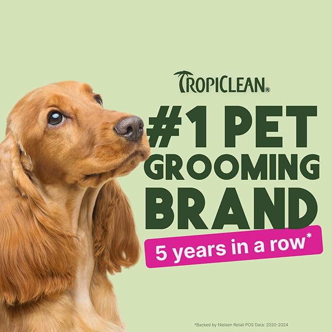 TropiClean Deep Cleaning Pet Wipes, 100ct - Wipes for Dogs & Cats - Gently Removes Dirt, Dander & Smells - for Pet Paws, Face, Body & Bottom - Sweet Berry & Coconut Scent
