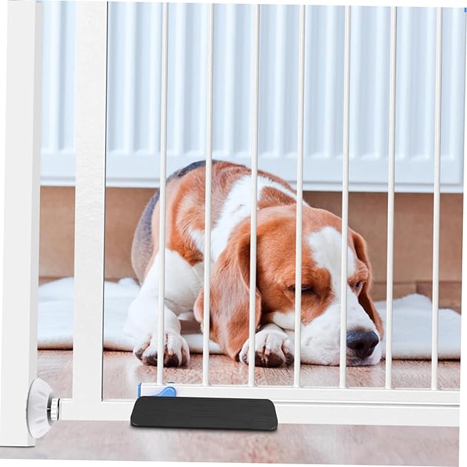 Support Feet for Gate Ramp Reinforcement Accessories for Pet Gates Easy Installation Durable Lightweight Versatile Design for Stairs Doorways Black