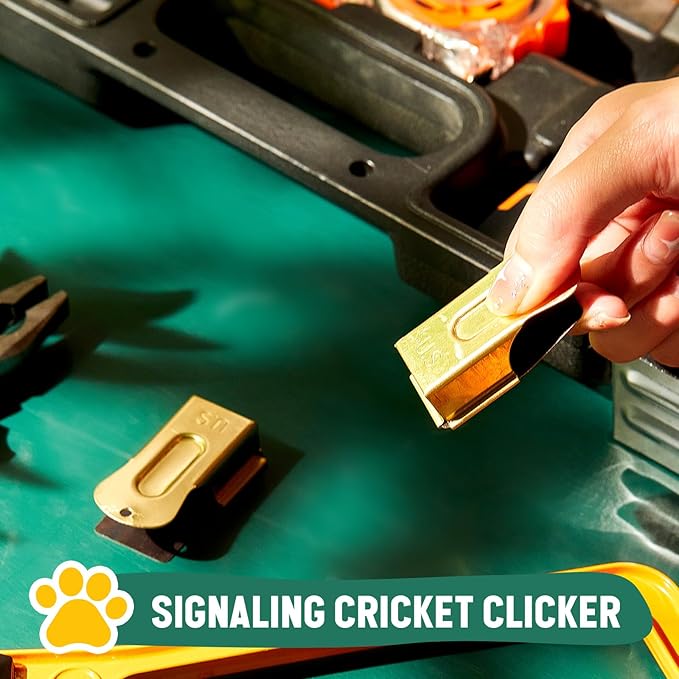 2 Pieces Brass Pet Training Clicker Signaling Cricket Clicker Metal Dog Clicker for Puppy Cats Trainer Pet Owners(Gold)