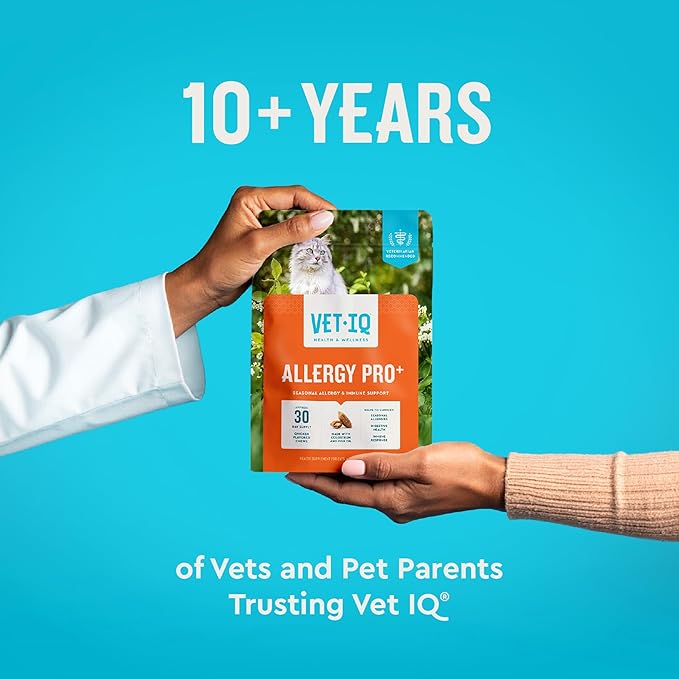 VetIQ Allergy Pro+ Relief, Cat Allergy Treats, Supplement & Vitamins with Probiotics, Fish Oil, Tart Cherry, Skin & Coat Support, Sneezing & Itching Relief, Seasonal Allergies, 3.7oz