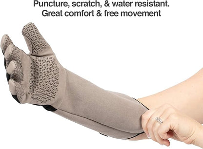 PetFusion Multipurpose Pet Glove for Grooming, Trips to Vet, Handling. [Puncture & Scratch Resistant, Water Resistant]. 12 Month Warranty for Manufacturer Defects Grey