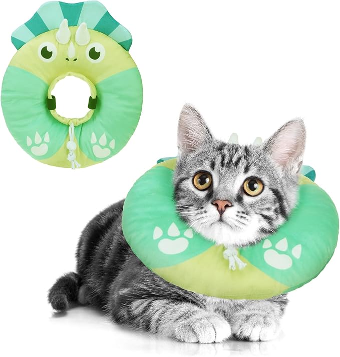 BEAUTYZOO Cat Cone Collar Soft, Cat Donut Recovery Collar After Surgery to Stop Licking, Kitten E Collars Neck Pillow Cone, Adjustable Elizabeth Pet Collars for Puppy Small Dogs, Green Triceratops S