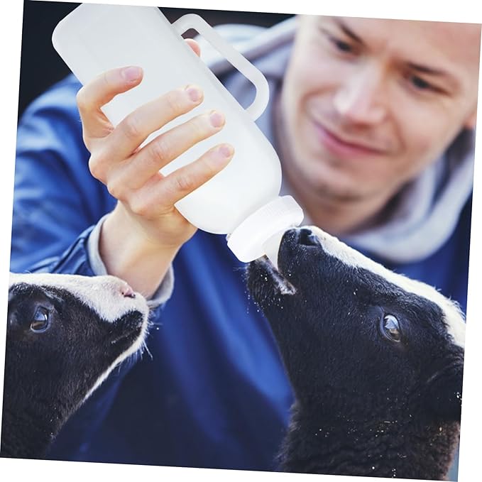 Mikikit 2L Calf Milk Bottle Silicone Nursing Bottle for Calves and Kittens for Livestock and Small Animals 4-Pint Capacity
