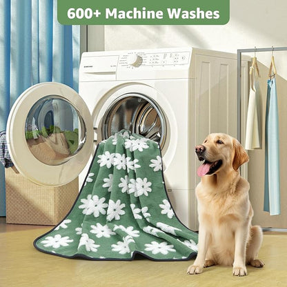 LOOBANI Washable Puppy Pads: Waterproof Reusable Pee Pads for Dogs, Non-Slip and Leak-Proof Dog Pee Mat, Absorbent Dog Training Pads for Puppy Playpen, Crate, Potty Training (18"x24", 4 Packs)