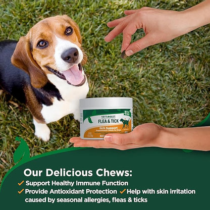 Vet's Best Natural Flea & Tick Soft Chews for Dogs – Natural Supplement for Dog Flea and Tick Prevention – Veterinarian-Formulated Itch Relief and Immune Support – Made in USA – 60 Chews