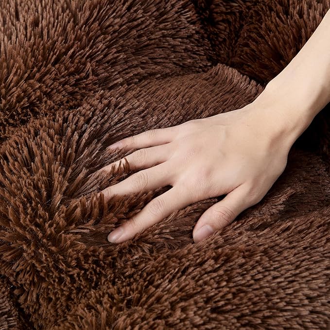 EHEYCIGA Fluffy XXL Dog Crate Pad, Plush Faux Fur Crate Bed for Extra Large Dogs, Calming Anti Anxiety XXL Dog Bed, Washable Warm Mat with Non-Slip Bottom, Coffee