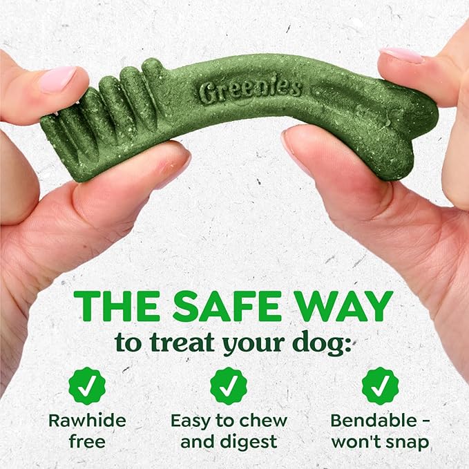 Greenies Veterinarian-Recommended Adult Natural Dental Dog Treats Regular Size, Dog Dental Chews, Original Flavor, 36 oz. Pack, 36 Count